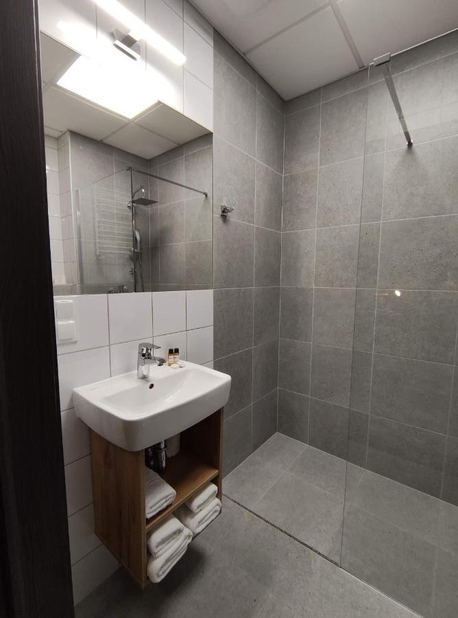 S7 Hotel Kielce Ngoại thất bức ảnh